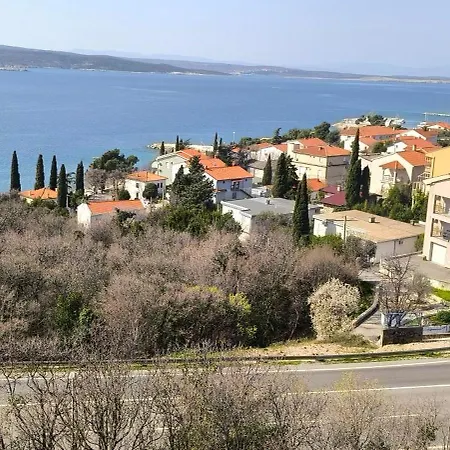 Ana Mina Crikvenica